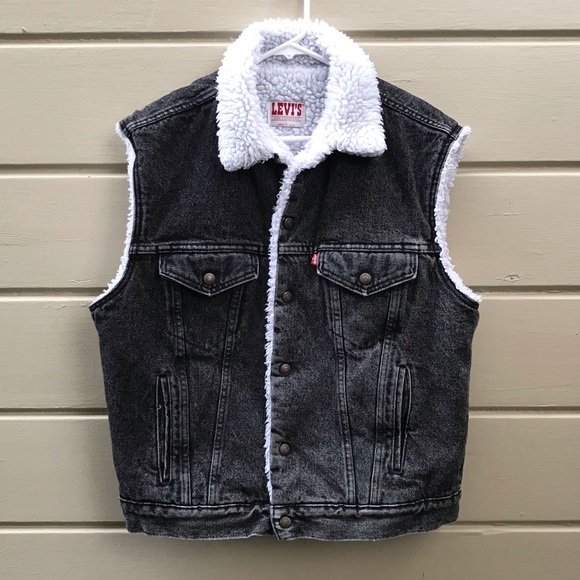 Levi's Other - VTG Levi’s Sherpa denim vest